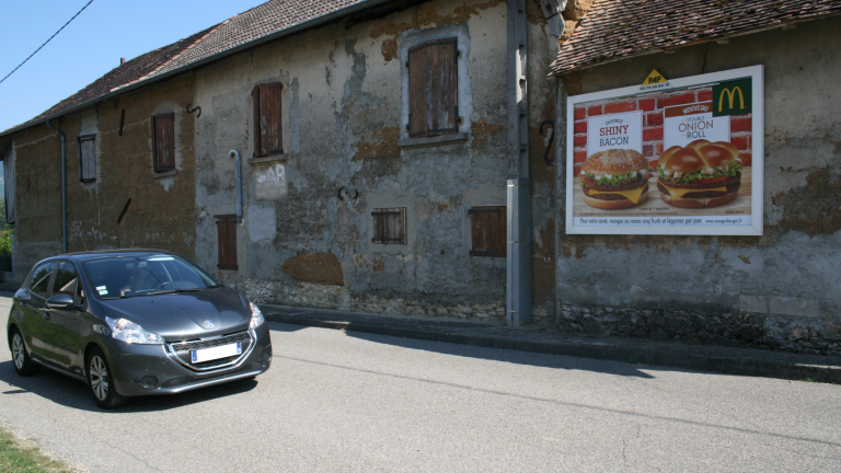 panneau publicitaire mural PAP - Isère