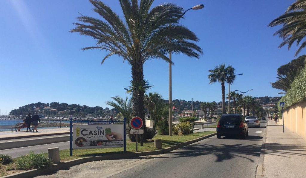 mobilier urbain cavalaire 3